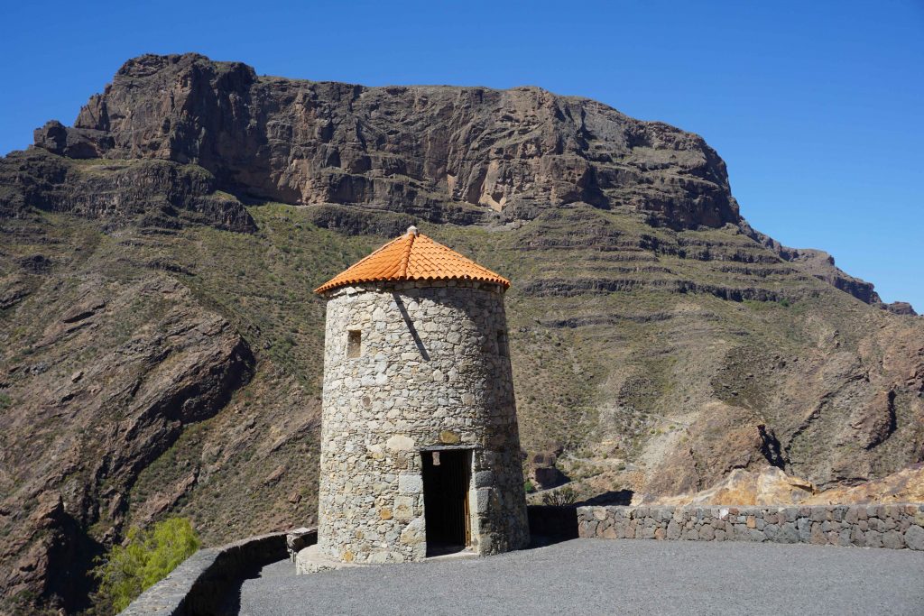 Turm an einem Aussichtspunkt